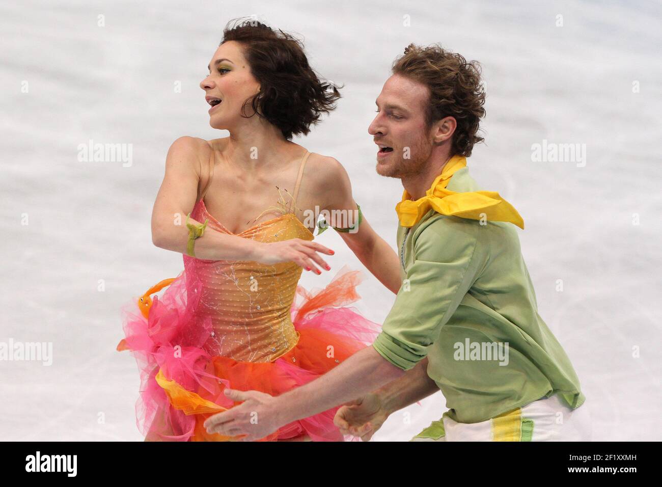 Nathalie pechalat patinage hi-res stock photography and images - Alamy