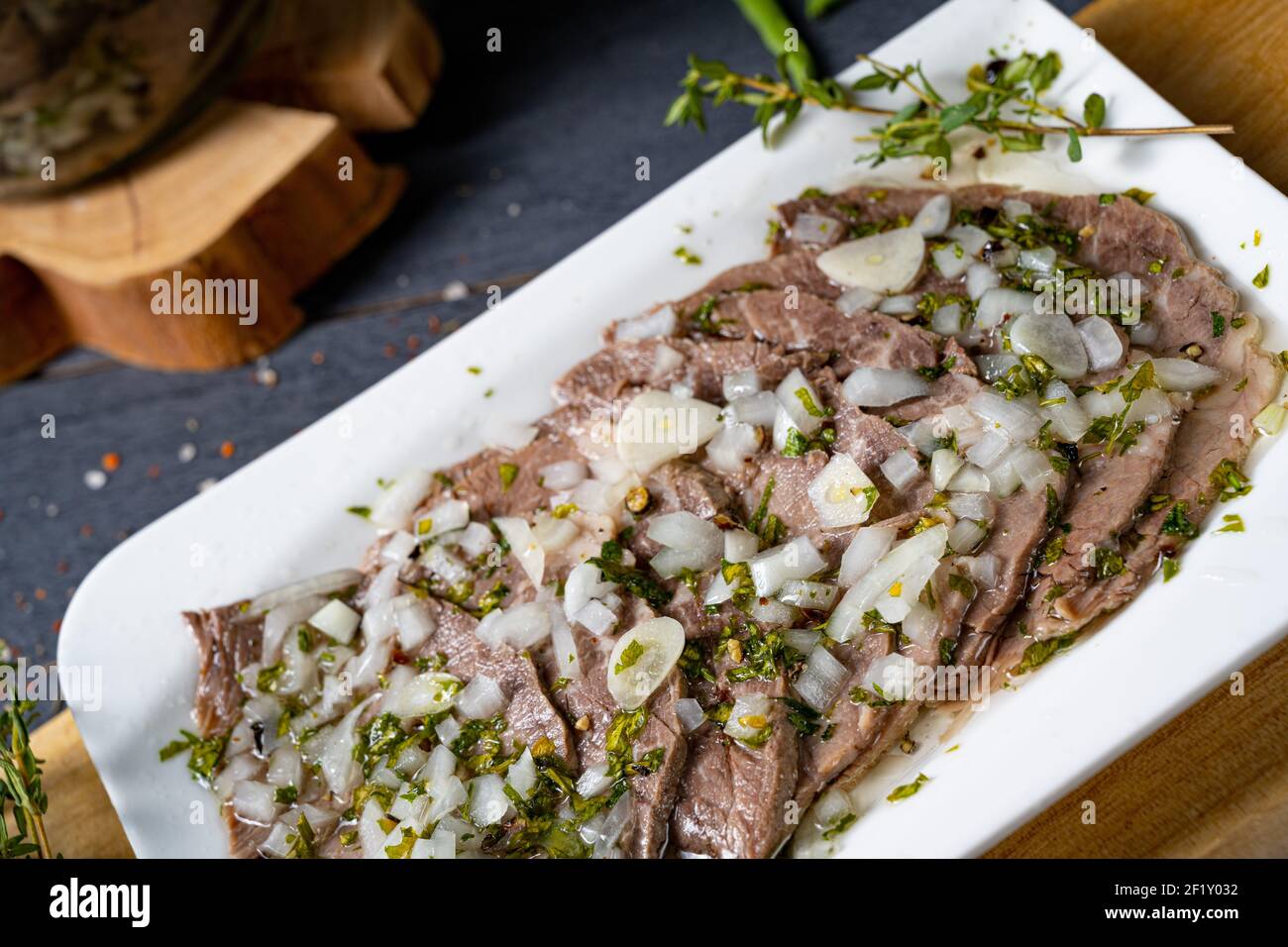 Delicious cold beef with vinaigrette Stock Photo Alamy