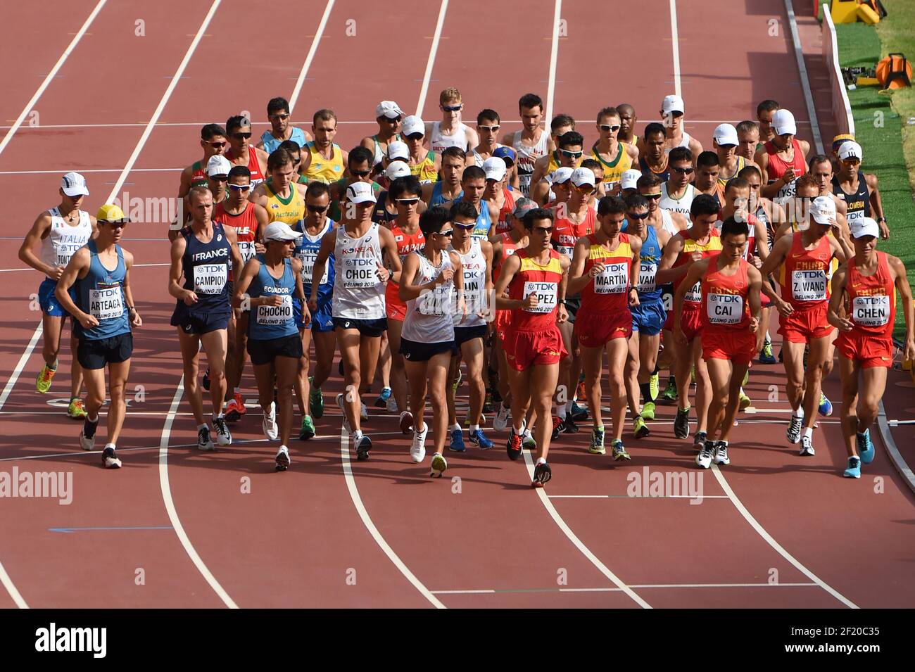 Start on Men's 20 km Race Walk during the IAAF World Championships ...