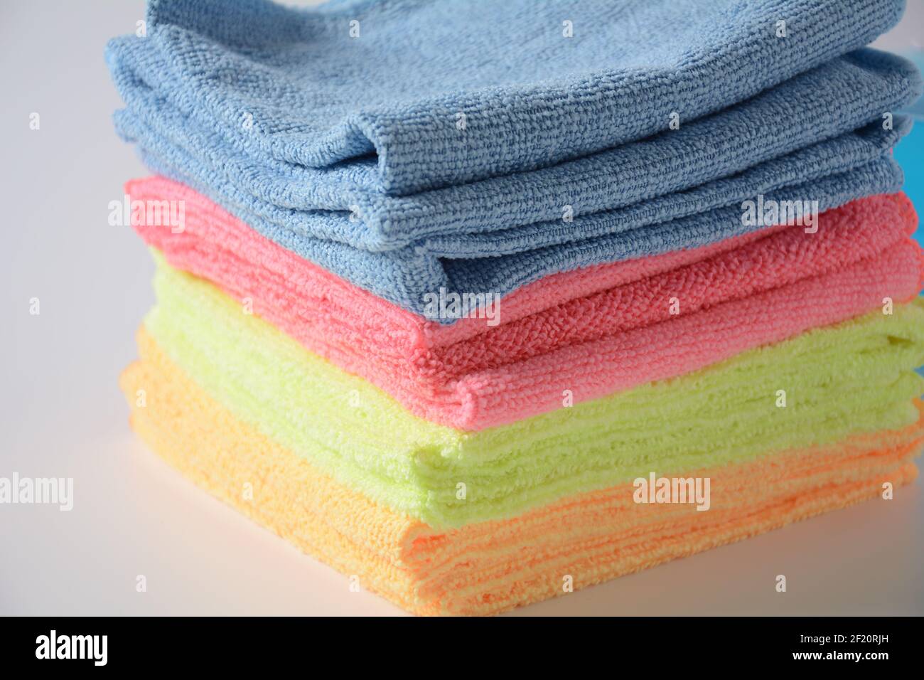 Static electricity and fabric hires stock photography and images Alamy