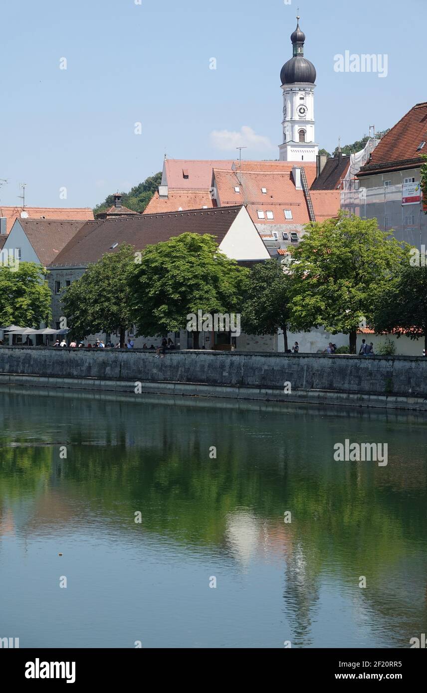 Lech and church in Landsberg Stock Photo - Alamy