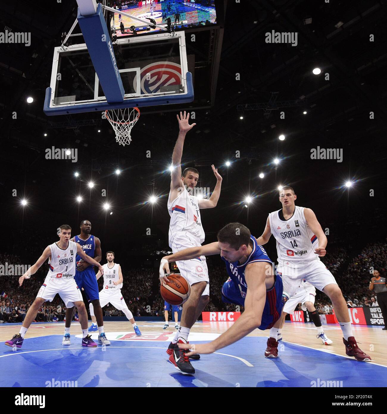 France's Jeremy Leloup competes during the Friendly Game Basket Ball Match  between France and Serbia, at