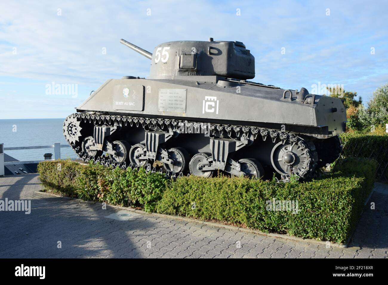 Zweiter weltkrieg panzer hi-res stock photography and images - Alamy