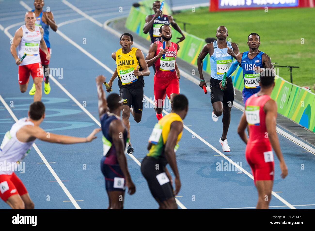 Mens 4x400m relay hi-res stock photography and images - Alamy
