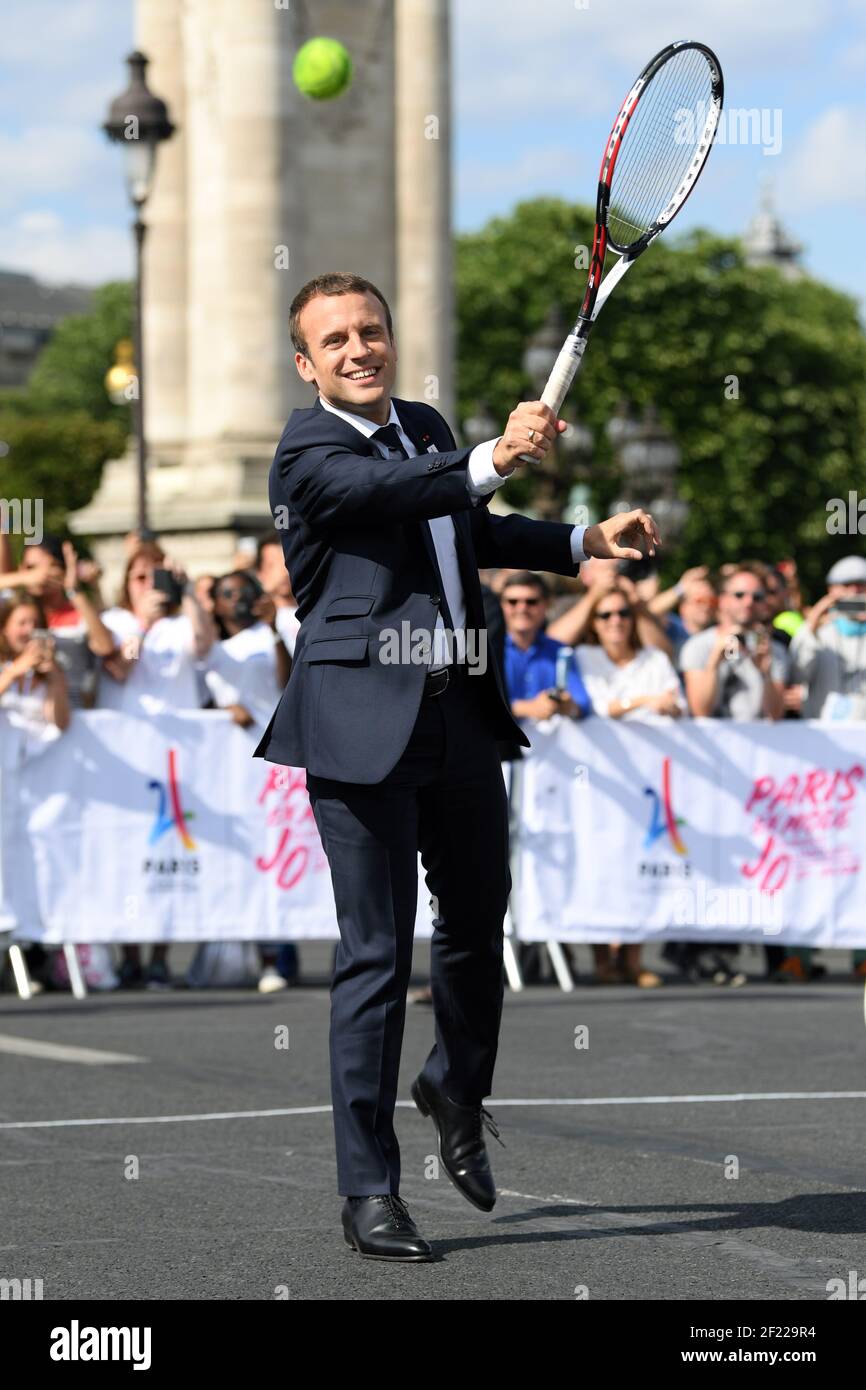 French Republic President Emmanuel Macron plays tennis during the Olympics  days, in Paris, France, on June 24, 2017 - Photo Philippe Millereau / KMSP  / DPPI Stock Photo - Alamy