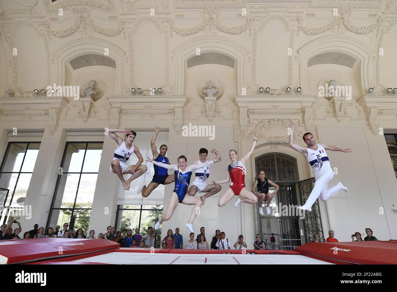 Olympics trampoline hires stock photography and images Alamy