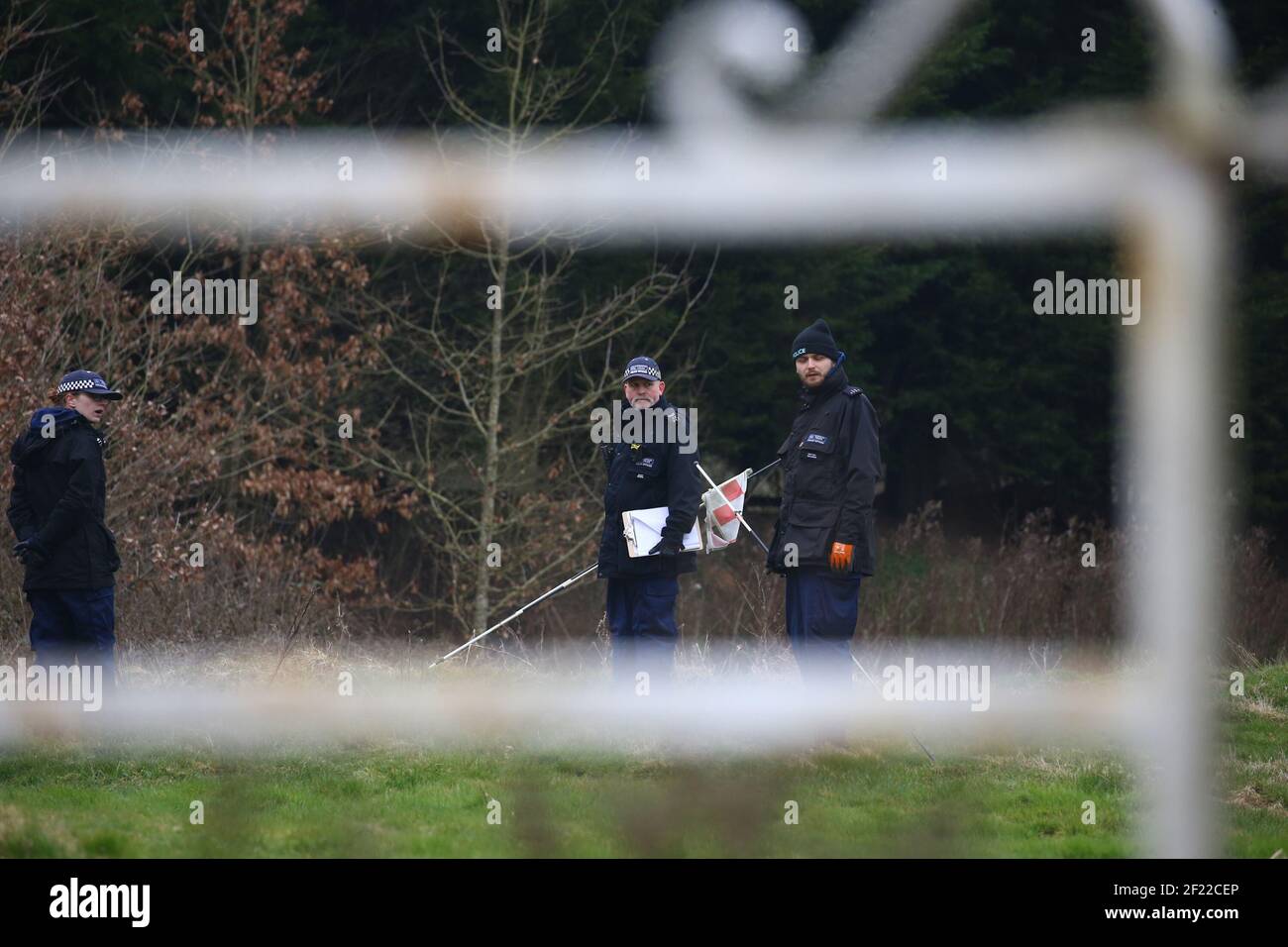 Officers from the Metropolitan Police search land near to Great Chart Golf and Lesiure in Ashford, Kent. A serving Metropolitan Police officer has been arrested in Deal, Kent, in connection with the disappearance of Sarah Everard who has been missing for a week. The 33-year-old disappeared on Wednesday March 3 after leaving a friend's house in Clapham, south London, and began walking to her home in Brixton. Picture date: Wednesday March 10, 2021. Stock Photo