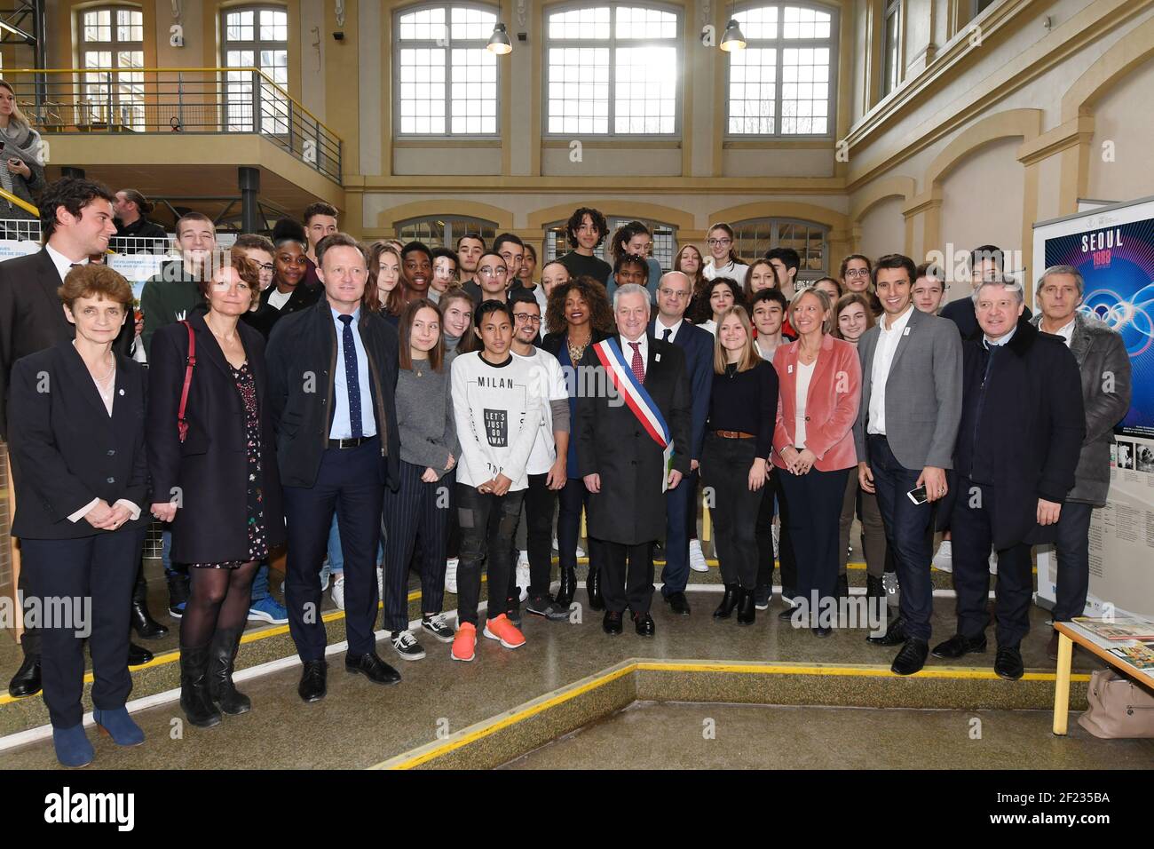 Mayor of Vanves Bernard Gauducheau with President of Paris 2024 Tony Estanguet, Secretary of State for Persons with Disabilities Sophie Cluzet, French Minister of National Education Jean-Michel Blanquet, French Sports Minister Laura Flessel, during the Olympic and Paralympic Week at the Cite scolaire Michelet, in Vanves, France, on January 29, 2018 - Photo Philippe Millereau / KMSP / DPPI Stock Photo