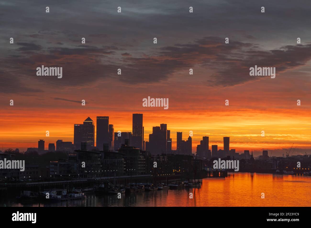 England, London, Docklands, River Thames and Canary Wharf Skyline at ...
