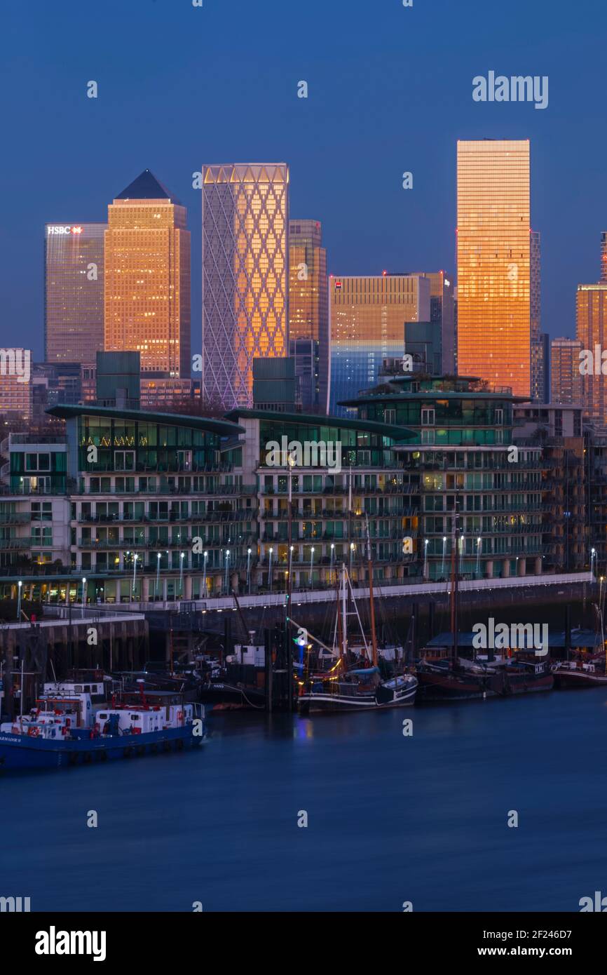 England, London, Docklands, River Thames and Canary Wharf Skyline at ...
