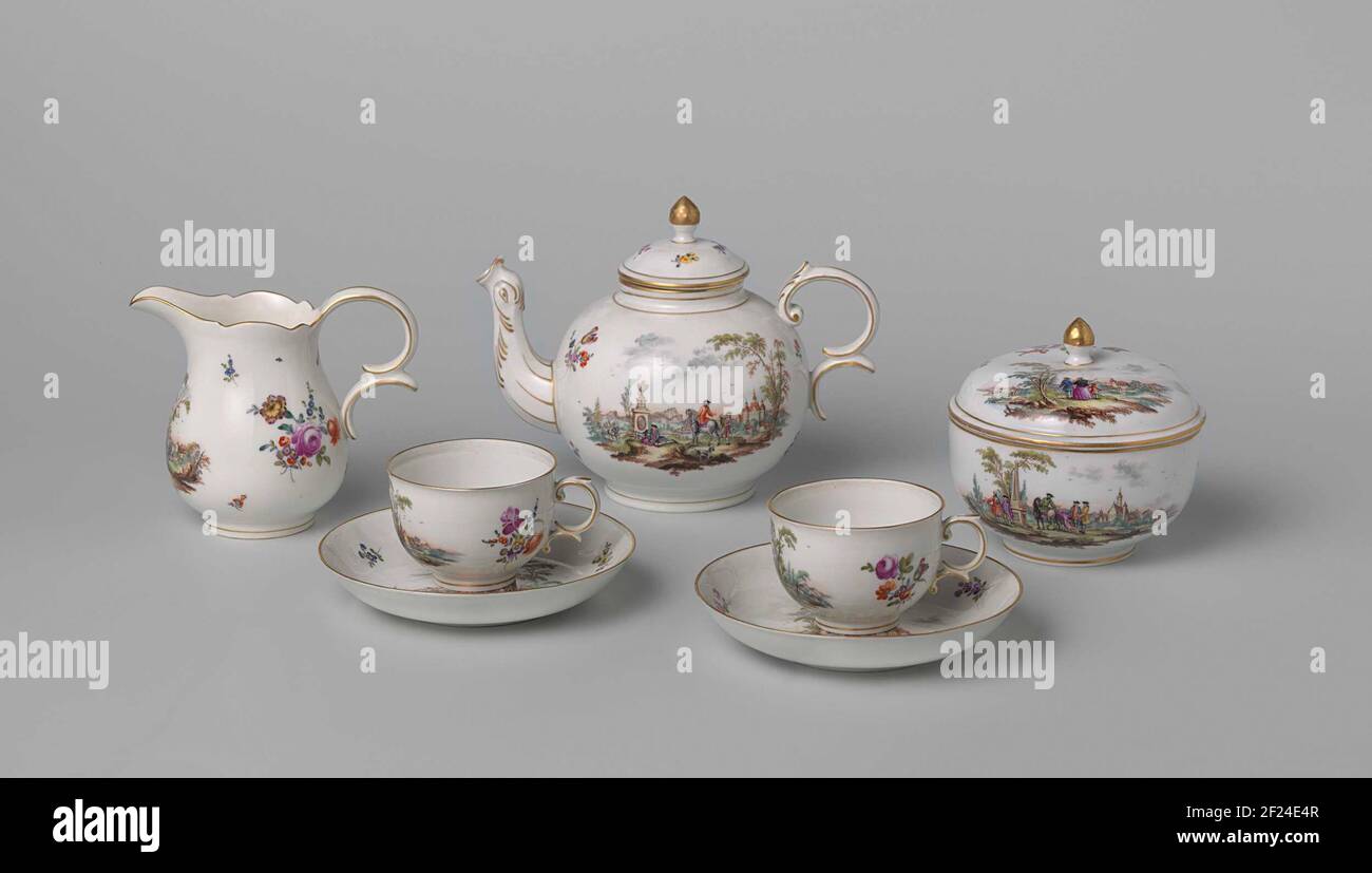 in het midden van niets Evenement doel Theeservies.Tea set of multicolored painted porcelain consisting of seven  parts NL.: A teapot with lid, a milk jug, a sugar bowl with lid, two dishes  and two cups. The crockery has been