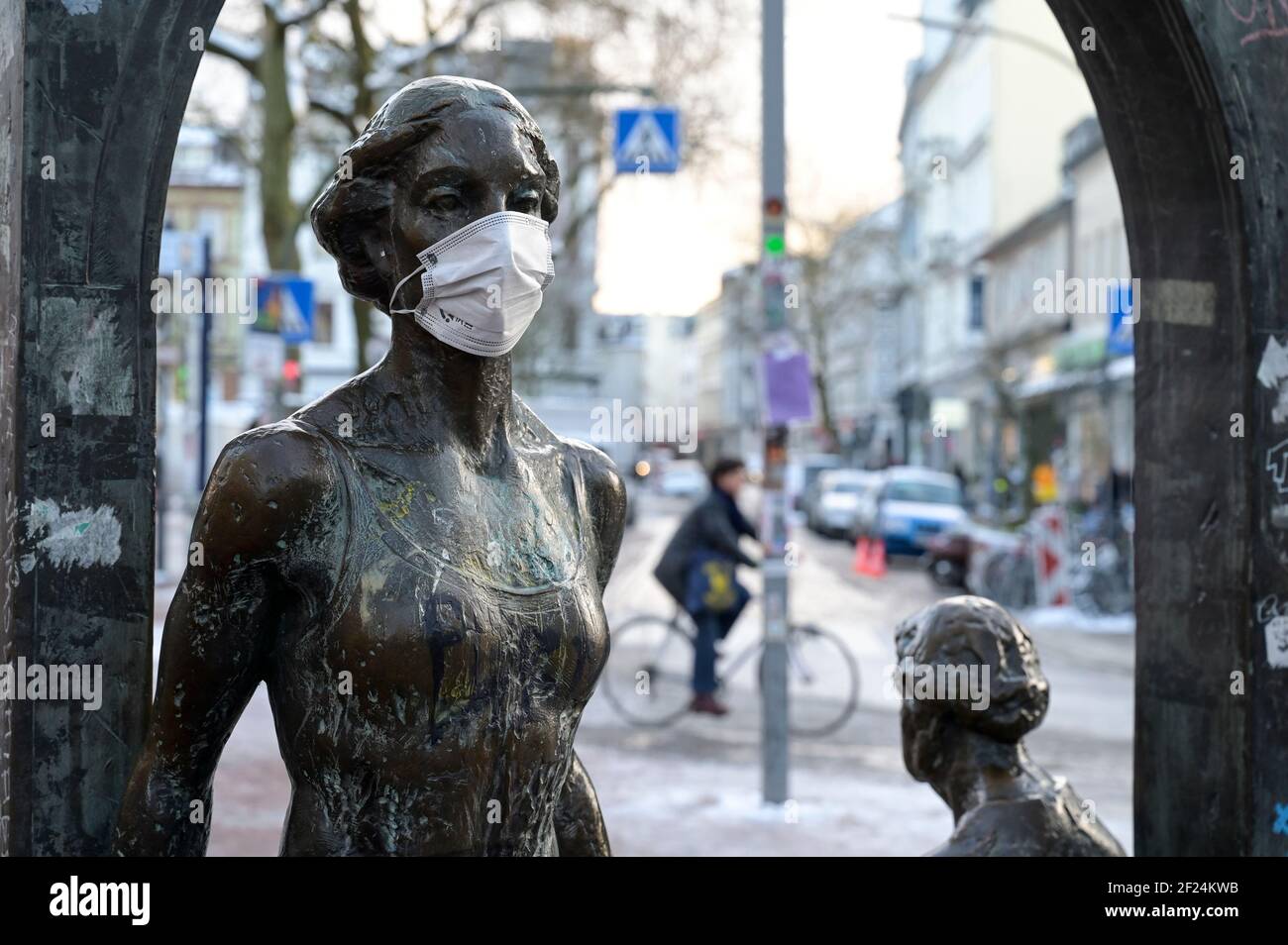 Maske Mask High Resolution Stock Photography And Images Alamy