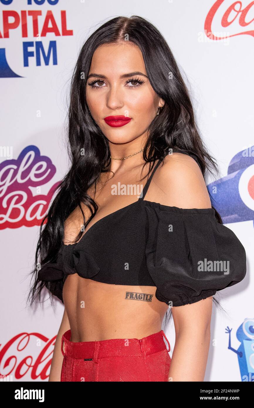 London United Kingdom 8th December 2018 Lennon Stella During Day One Of Capital S Jingle Bell Ball 2018 With Coca Cola At The O2 Arena London Stock Photo Alamy