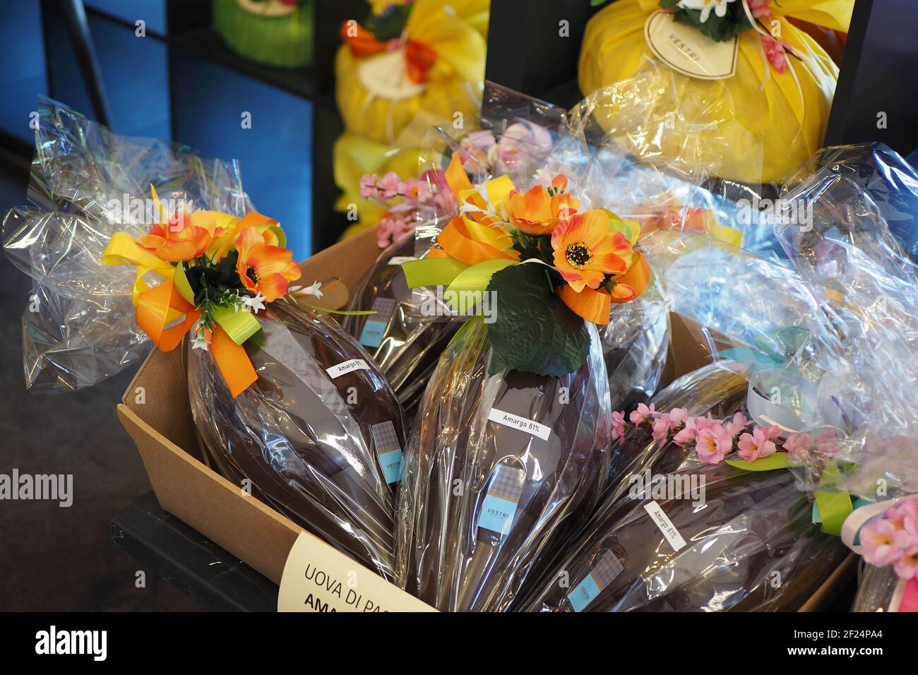 Vestri chocolate egg hi res stock photography and images Alamy