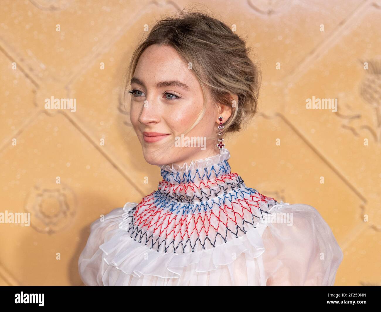 London, United Kingdom. 11th December 2018. Saoirse Ronan attending 'Mary Queen of Scots' film premiere, Arrivals, London, United Kingdom. Stock Photo