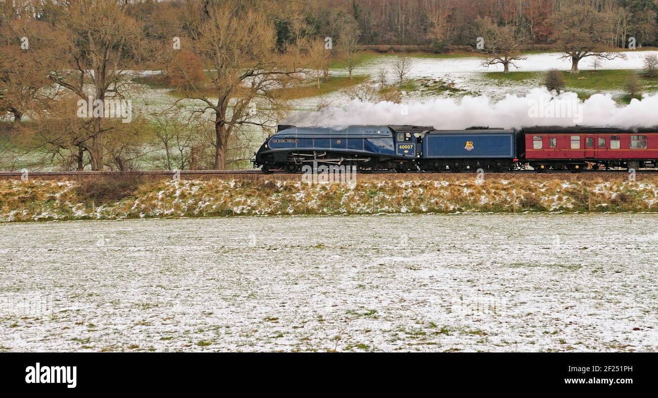 On a cold winter's day LNER Class A4 Pacific No 60007 Sir Nigel Gresley hauls the Cathedrals Express towards Bath. 1st December 2010. Stock Photo
