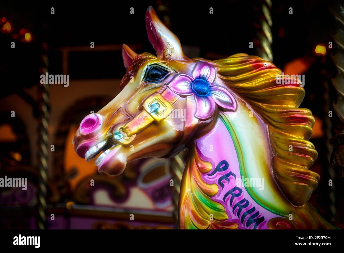 Carousel horse head hi-res stock photography and images - Alamy
