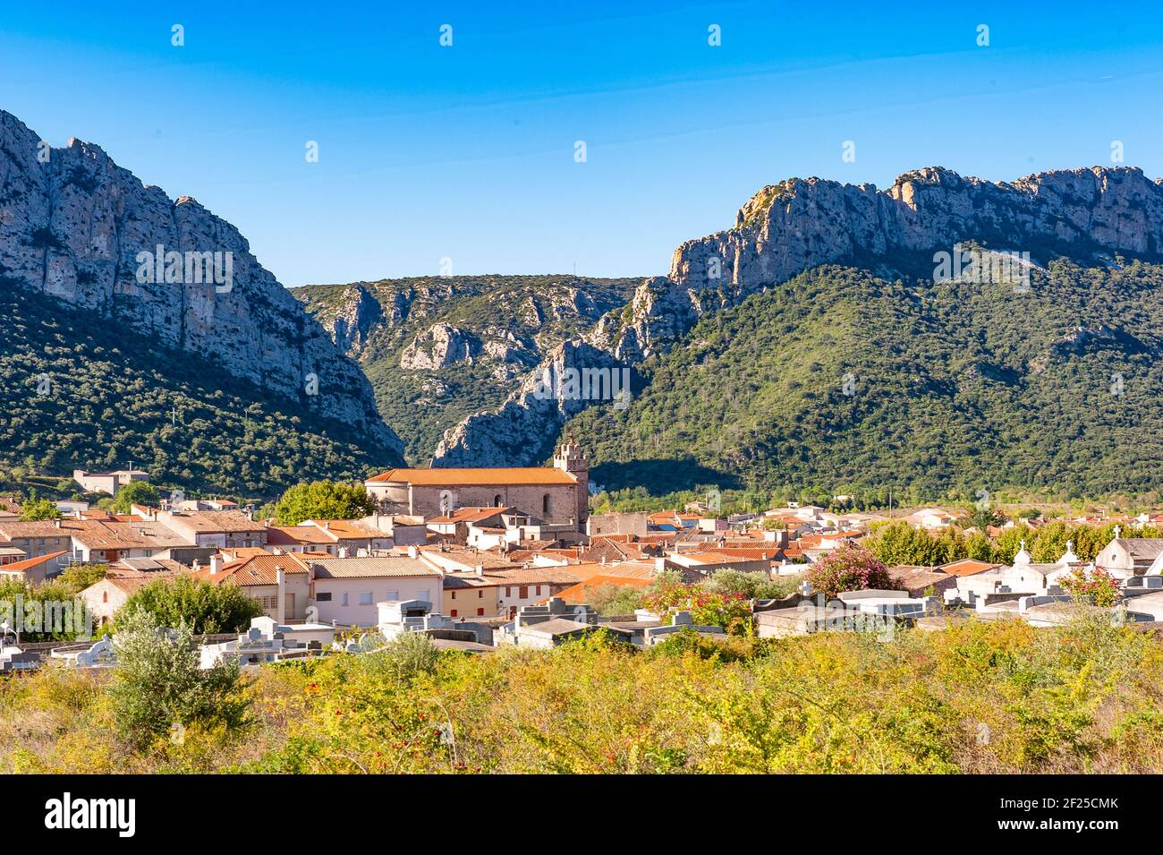 Saint paul de fenouillet hires stock photography and images Alamy