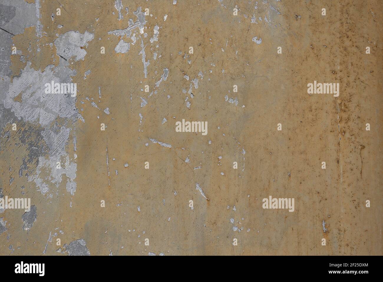 Flaking metal hi-res stock photography and images - Alamy