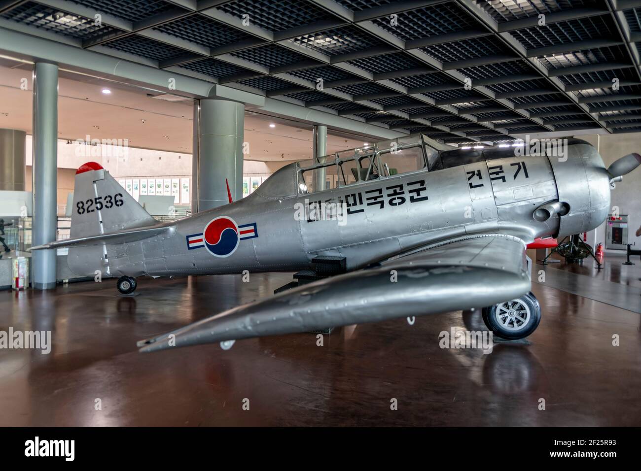 Seoul, South Korea. 27th May, 2017. The ROK Armed Forces purchased 10 of these T-6 Trainer from Canada on 14 May 1950. Stock Photo