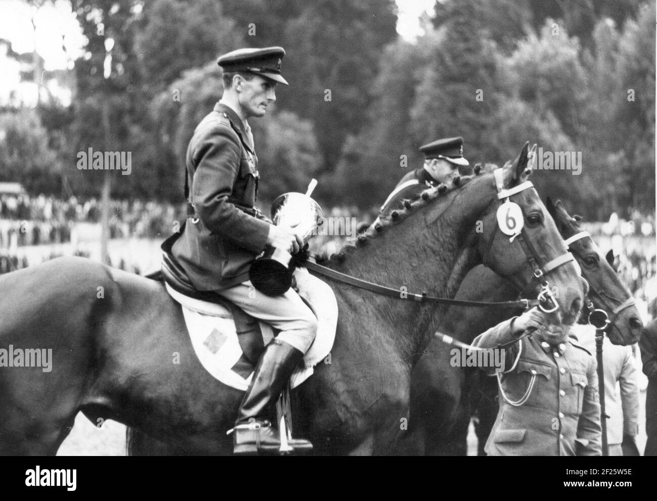 Rome 1961, William Ringrose (IRE) riding Loch an Espaig Stock Photo Alamy