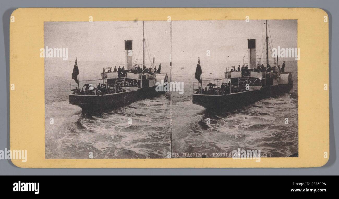 Stoomschip te Hastings; Hastings. Excursion Steamer Stock Photo - Alamy