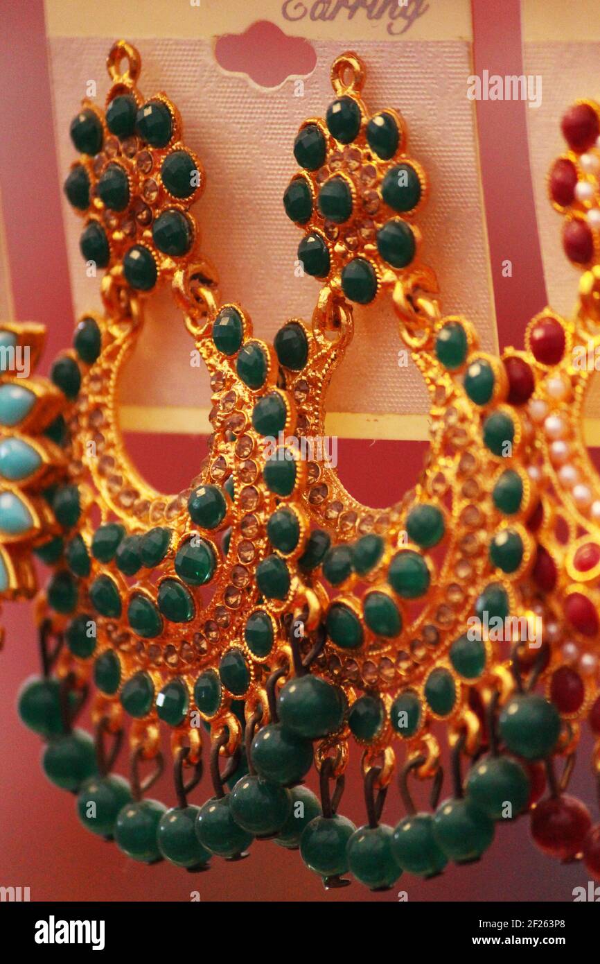 Traditional fashion best sale accessories