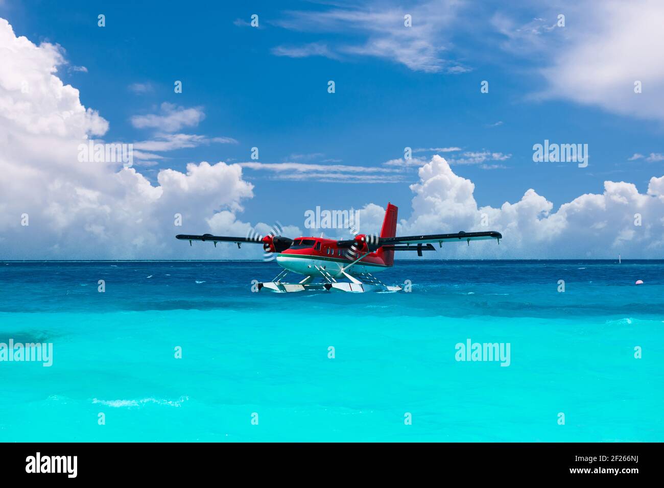 Twin otter seaplane at Maldives Stock Photo - Alamy