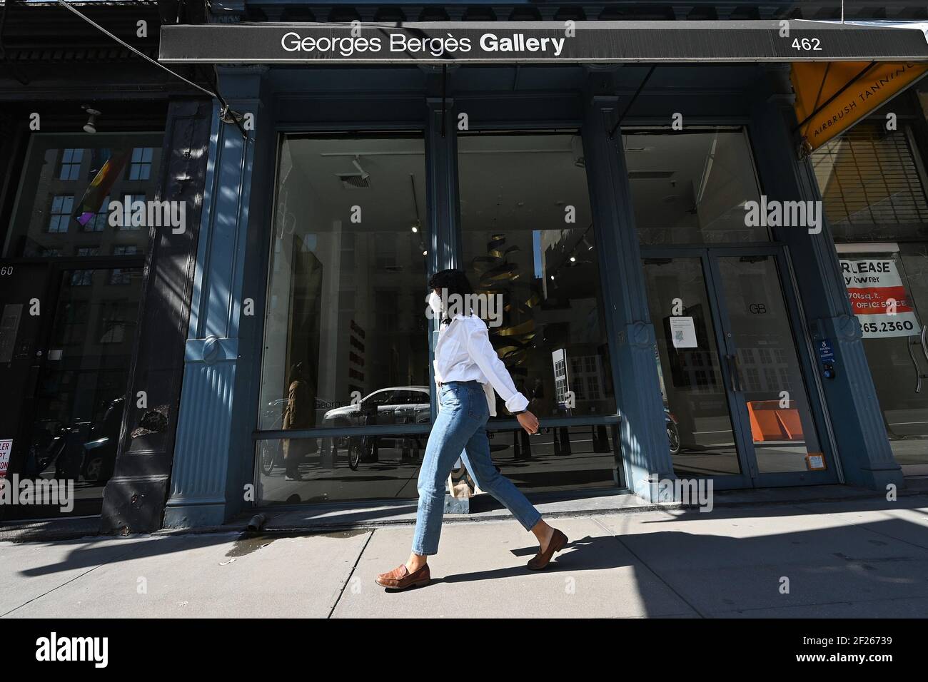 Soho ny art gallery hires stock photography and images Alamy
