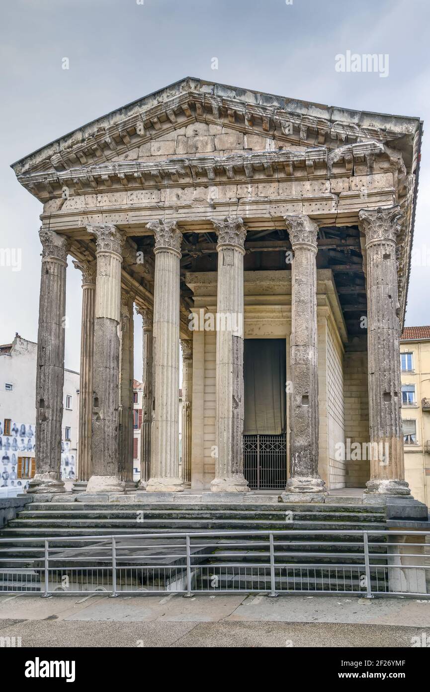 Roman temple to augustus and livia hires stock photography and images Alamy