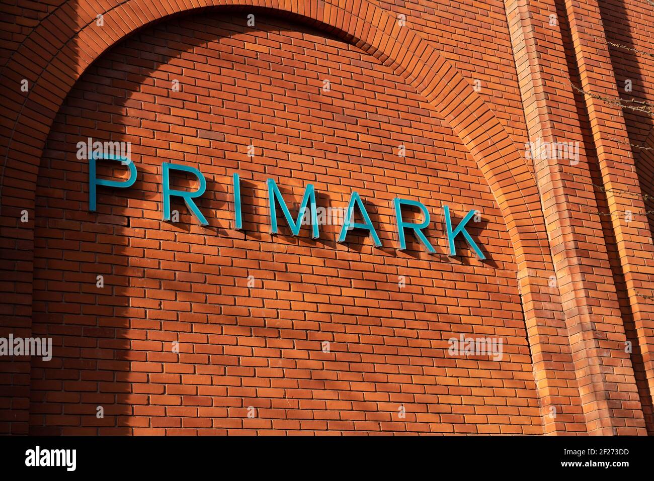 Primark signage hires stock photography and images Alamy