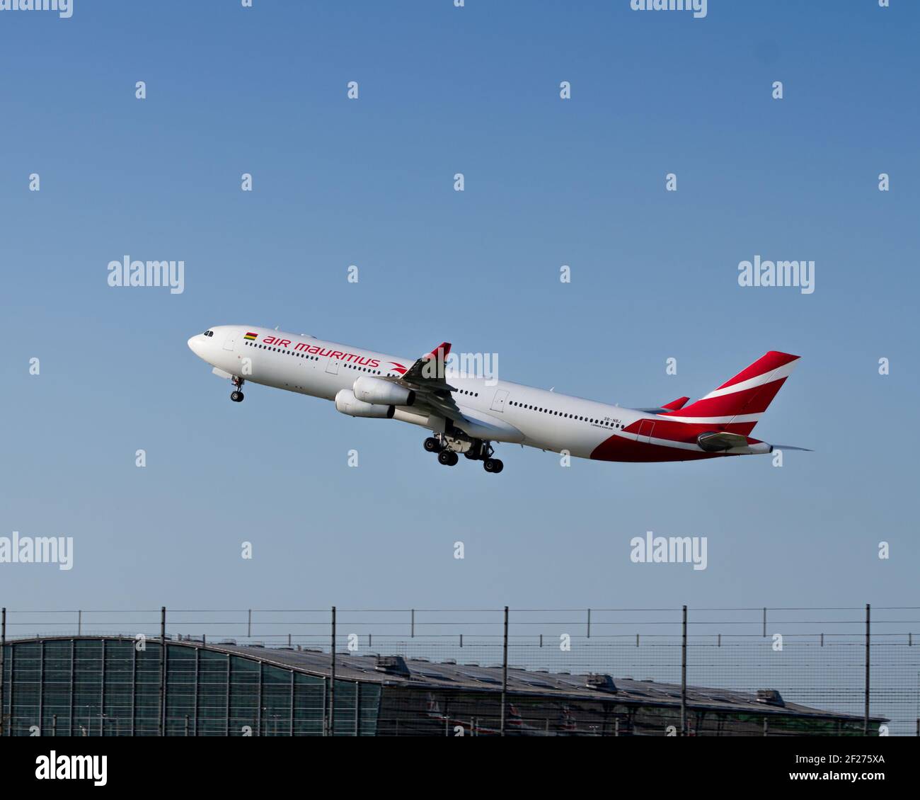 London, Heathrow Airport September 2015 Air Mauritius, Airbus A340