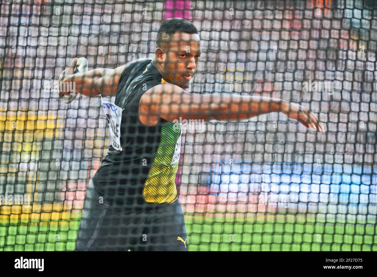 Traves smikle discus throw hires stock photography and images Alamy