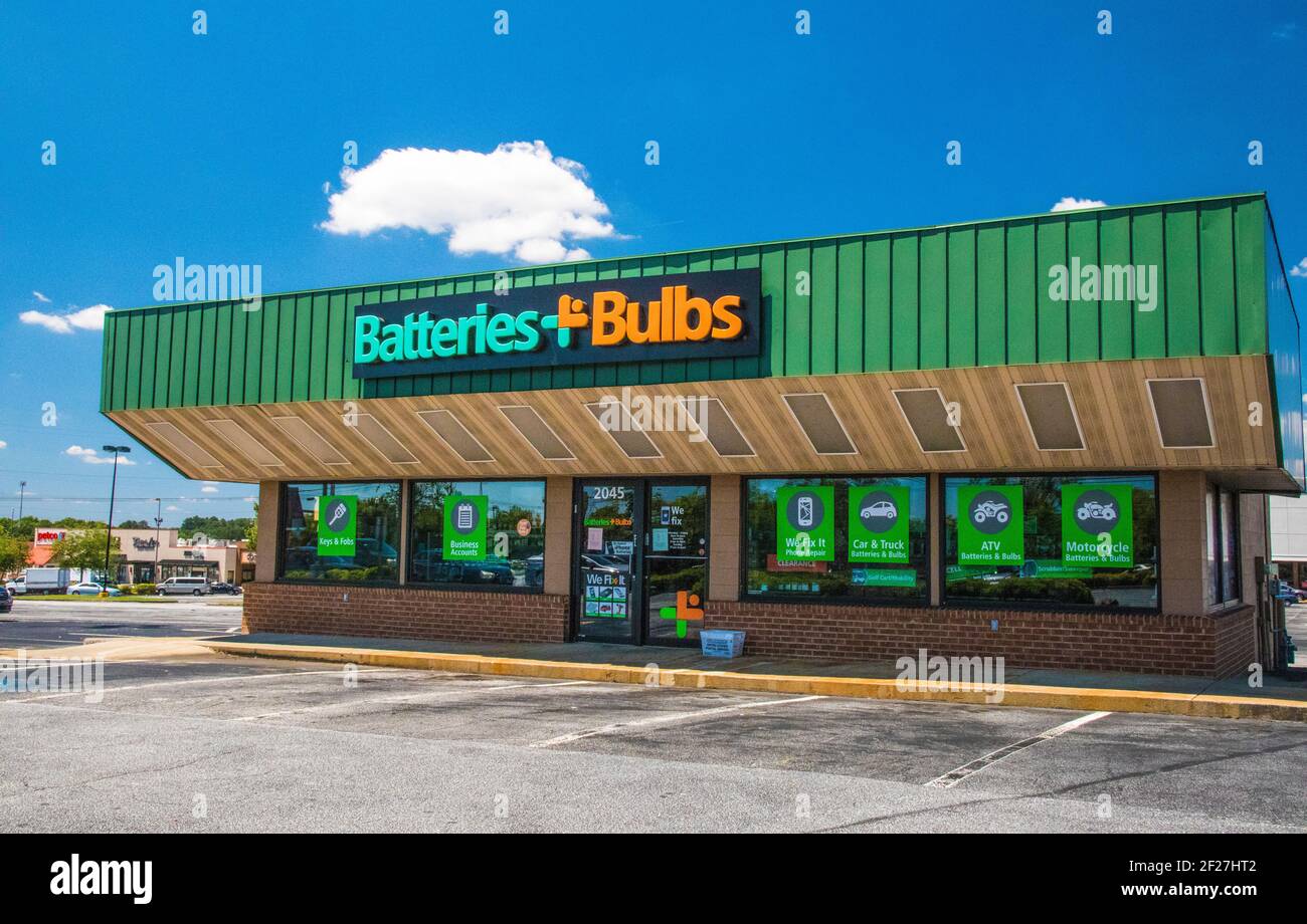 Batteries plus bulbs hi-res stock photography and images - Alamy