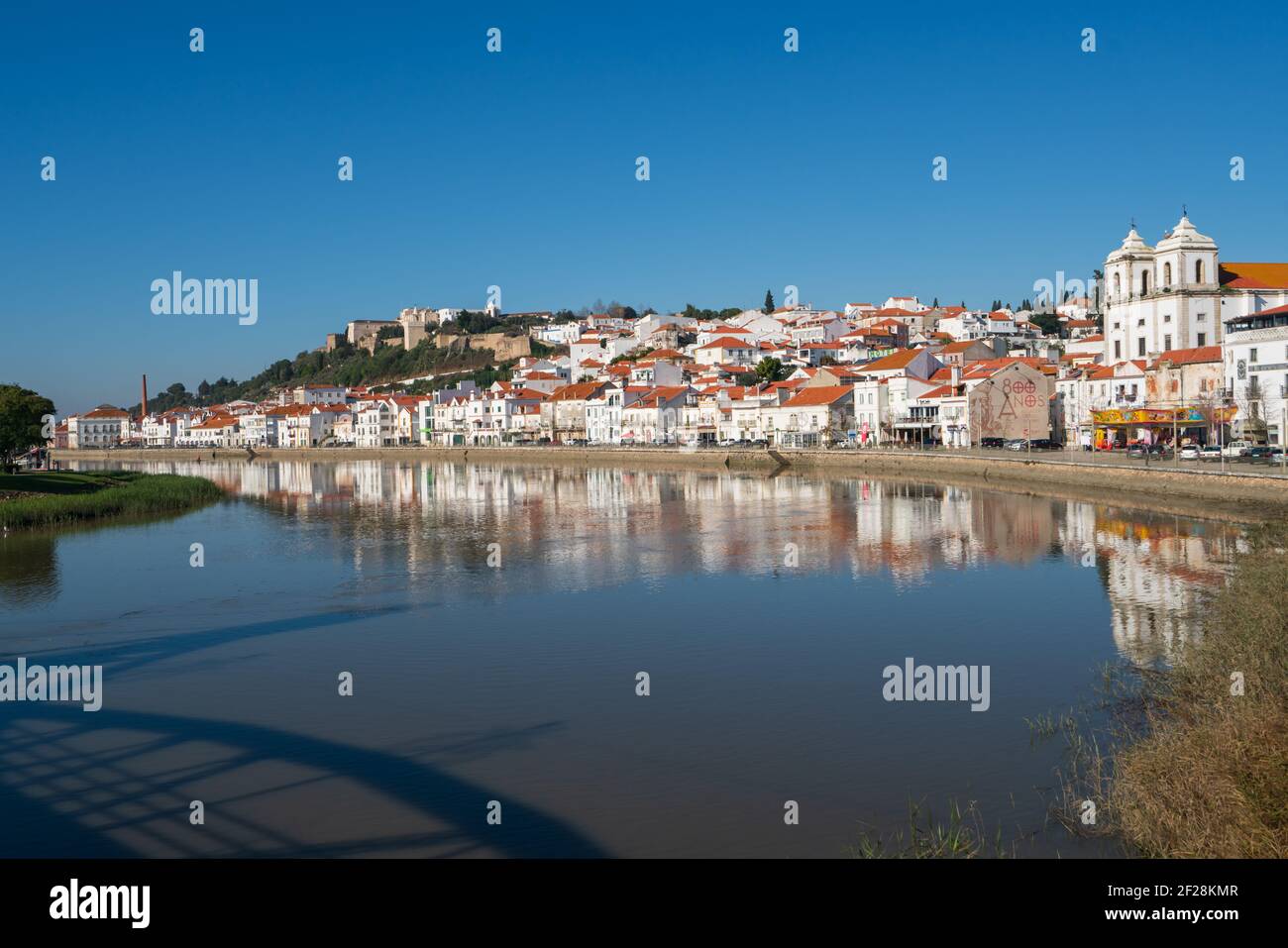 View from side boat beautiful hi res stock photography and images Alamy View from side boat beautiful hi res stock photography and images Alamy