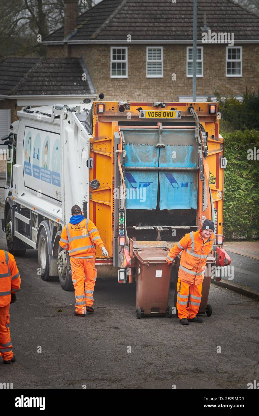 Orange recycling bin hires stock photography and images Alamy