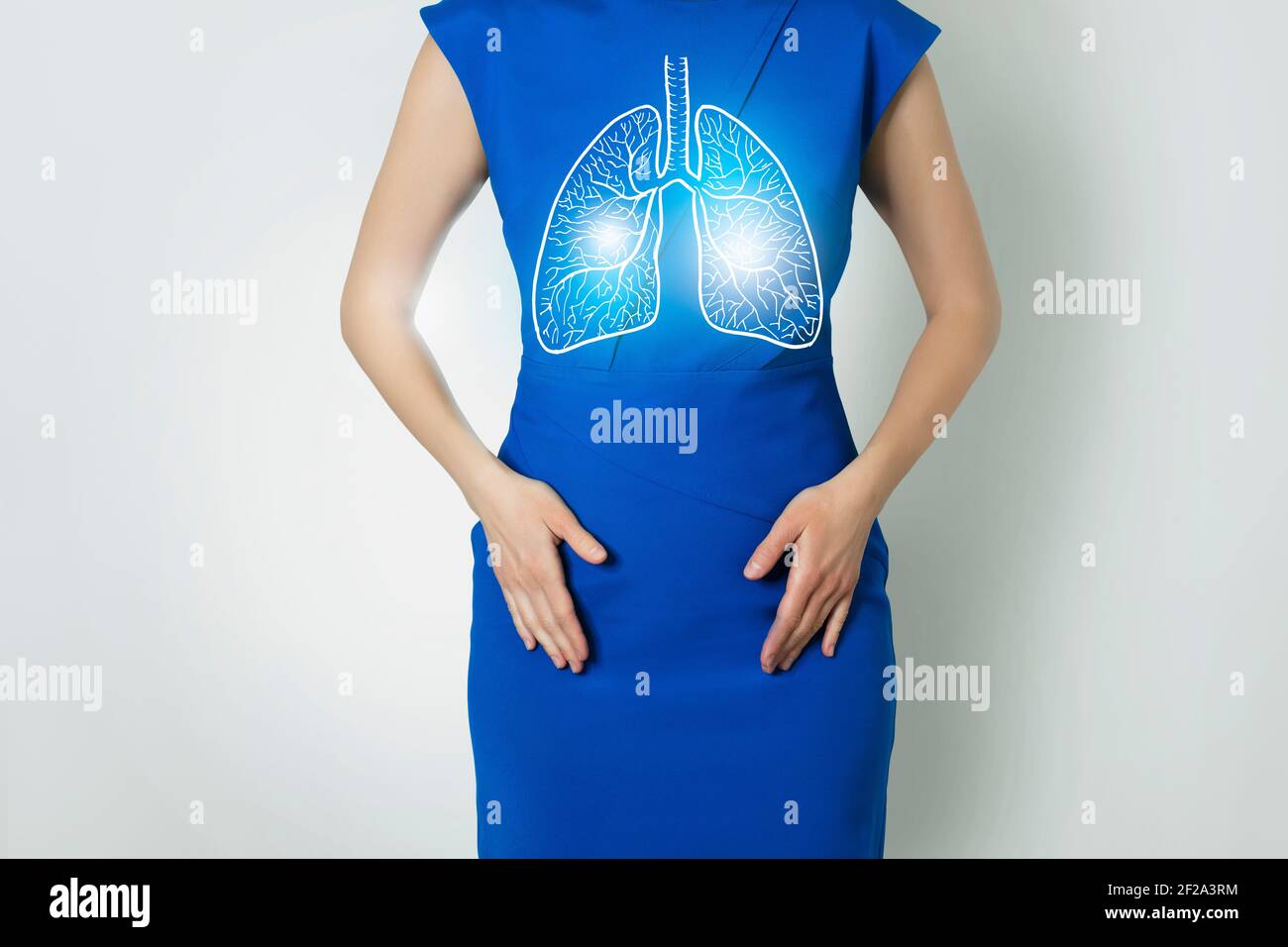 Graphic visualization of healthy human lungs, positive blue  bright color of recovery, health of internal organs and detox. Stock Photo