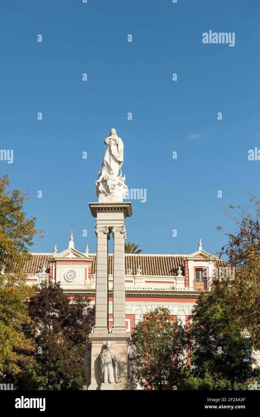 The Monumento a la Inmaculada Concepcion or monument to the immaculate conception Plaza del Triunfo in Seville Spain Stock Photo