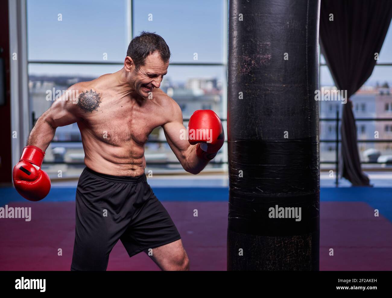 Shadowboxing vs. Hitting the Heavy Bag