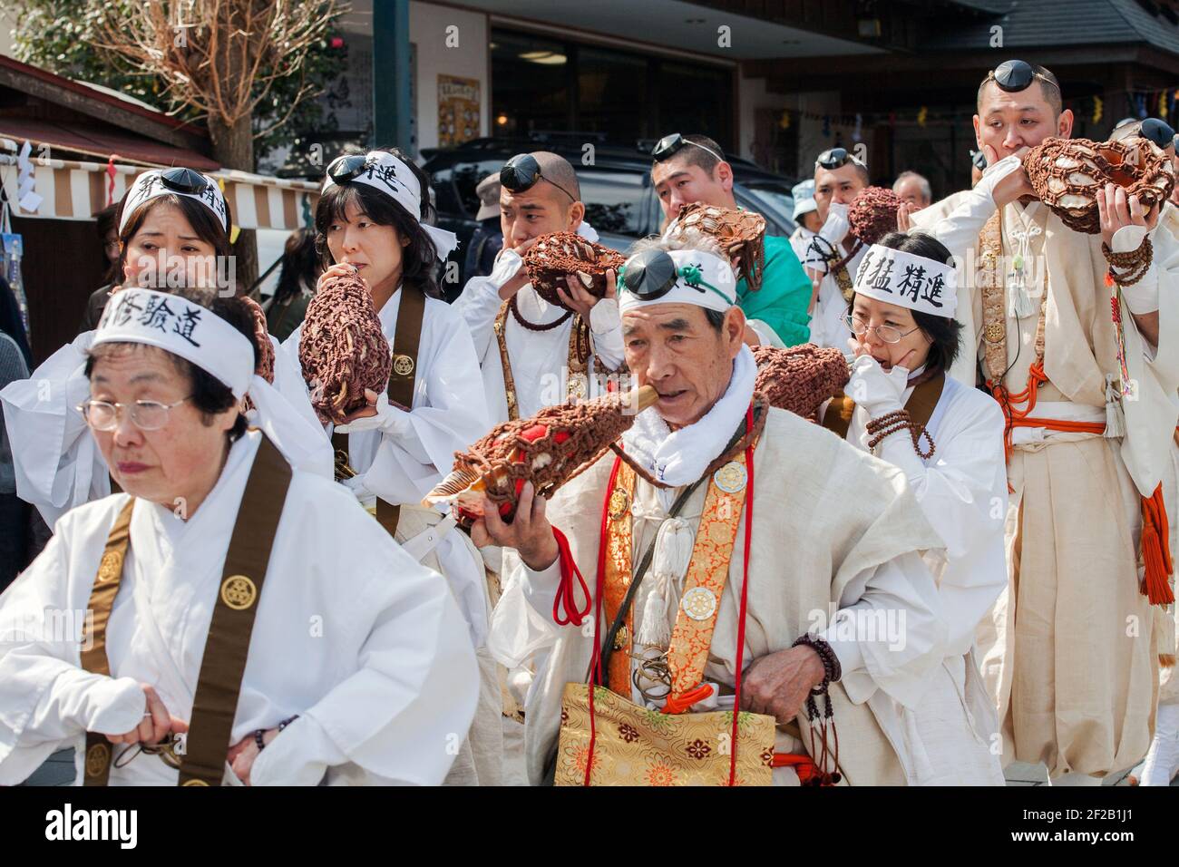 Participants taking part in the Hiwatari Matsuri - Fire Walking Festival, Mount Takao, Hachioji, Japan Stock Photo