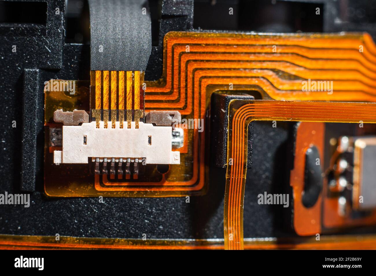 Loop connection hi-res stock photography and images - Alamy
