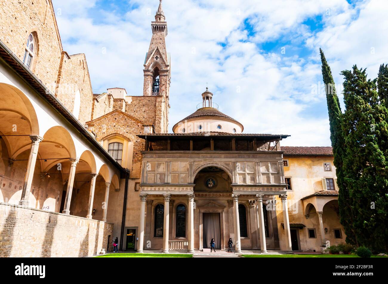 Gardens and cloister of the Basilica Santa Croce in Florence in Tuscany, Italy Stock Photo