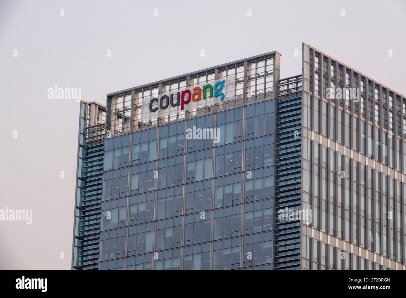 Seoul, South Korea. 11th Mar, 2021. A view of the headquarters of South Korean e-commerce firm Coupang.Coupang that describes itself as the Amazon of Korea, said on March 11 its initial public offering price was set at US$35 per share for its landmark debut on the New York Stock Exchange Credit: Jaewon Lee/SOPA Images/ZUMA Wire/Alamy Live News Stock Photo