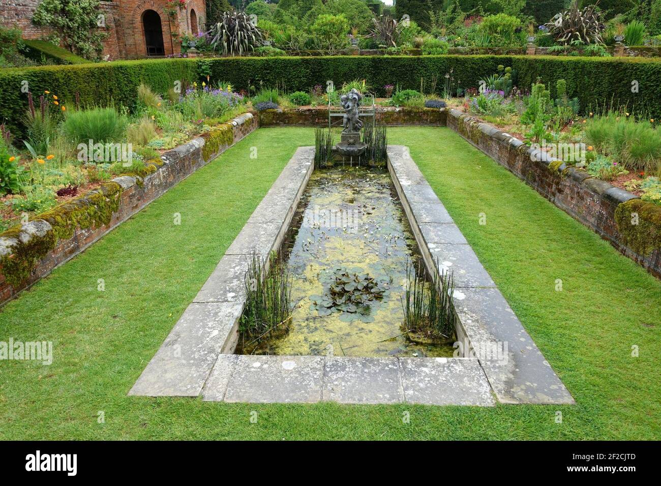 Pool - Packwood House - Warwickshire, England Stock Photo - Alamy