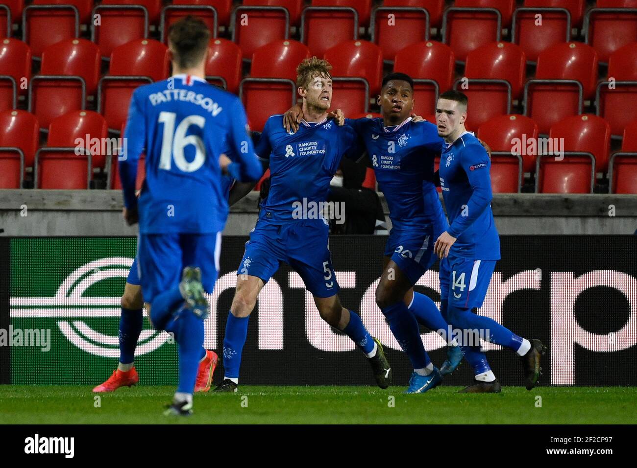 Naderi makes Czech Republic debut as goal is disallowed in Oviedo Naderi makes Czech Republic debut as goal is disallowed in Oviedo