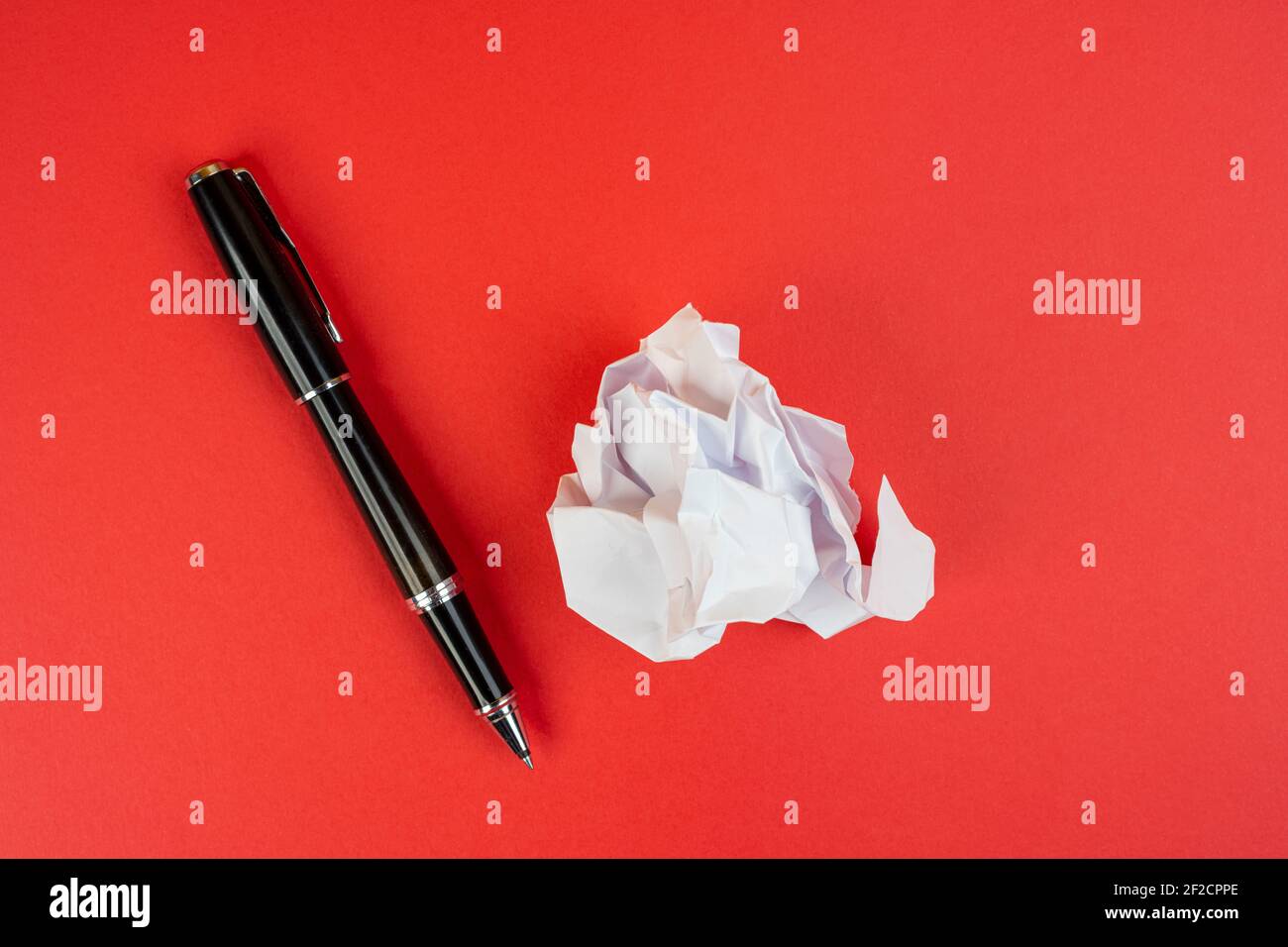 Crumpled paper desk hi-res stock photography and images - Alamy