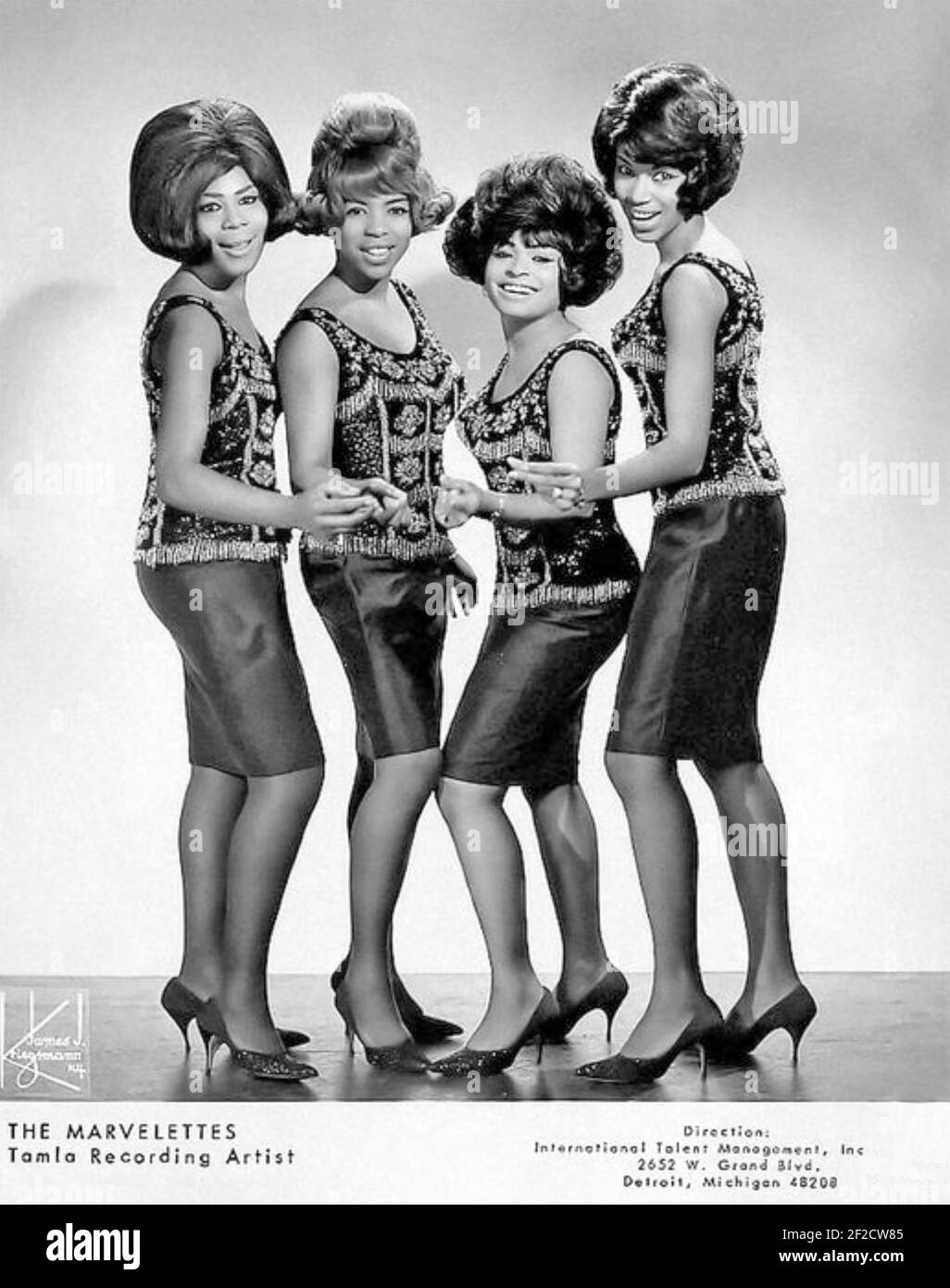 THE MARVELETTES Promotional photo of American vocal group about 1963. From left: Gladys Horton,  Georgeanna Tillman, Wanda Young, Katherine Anderson Stock Photo