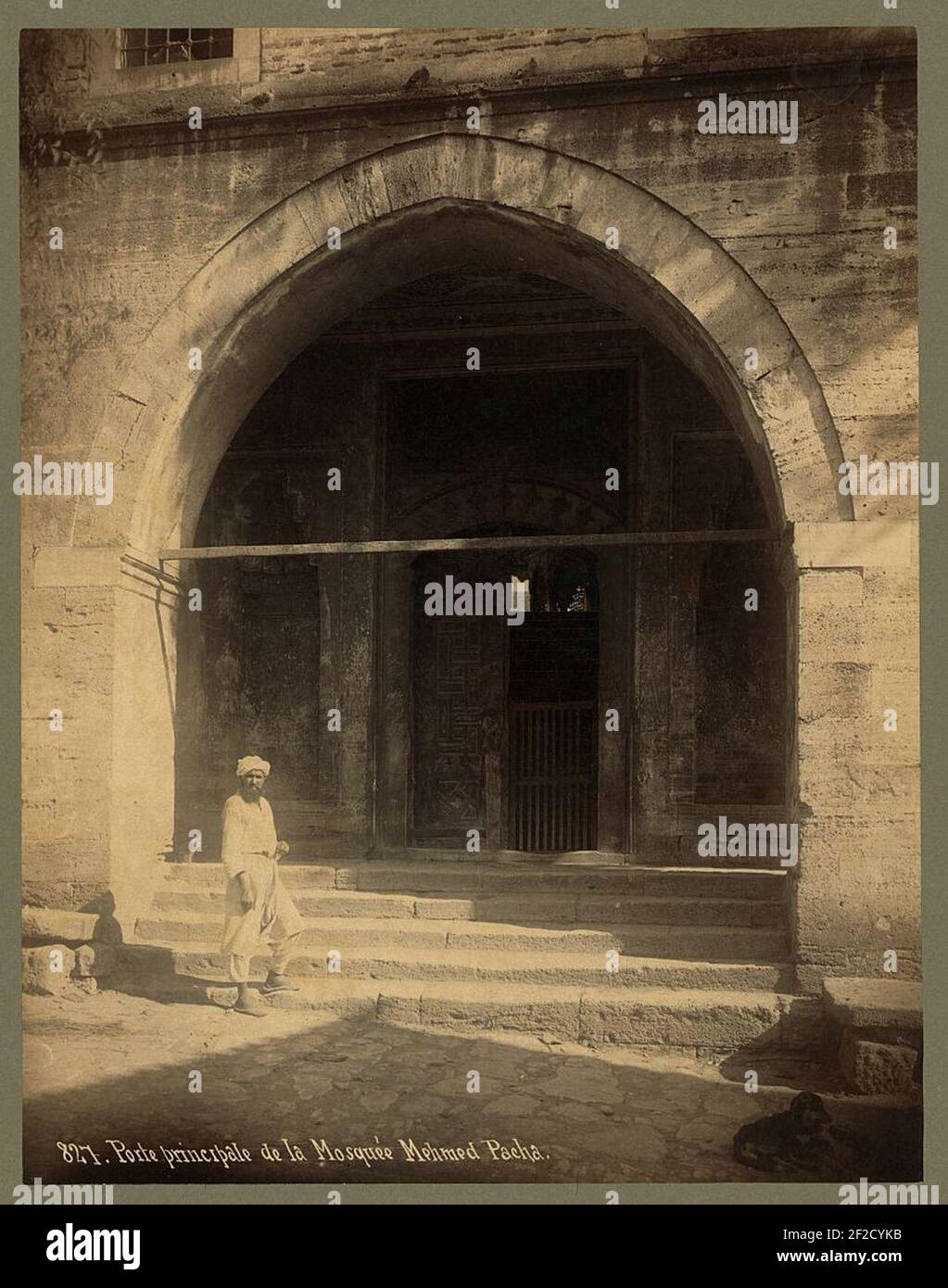 Porte principale de la Mosquée Mehmed Pacha Stock Photo Alamy