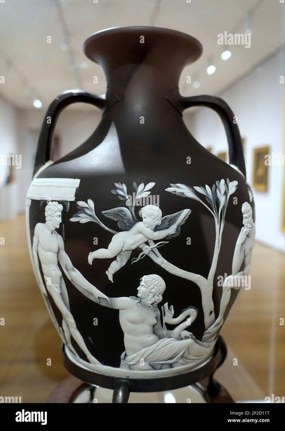 Portland Vase, Josiah Wedgwood & Sons, c. 1795, No. 9 of a limited
