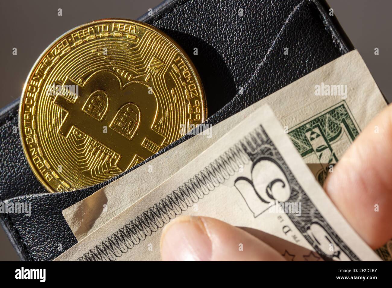 Gold dollar coin logo hi-res stock photography and images - Alamy
